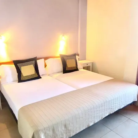 Apartment Oceano Y Sol, Bonito Apartamento En Tenerife Sur Con Wifi Gratis En Zonas Comunes, Playa *